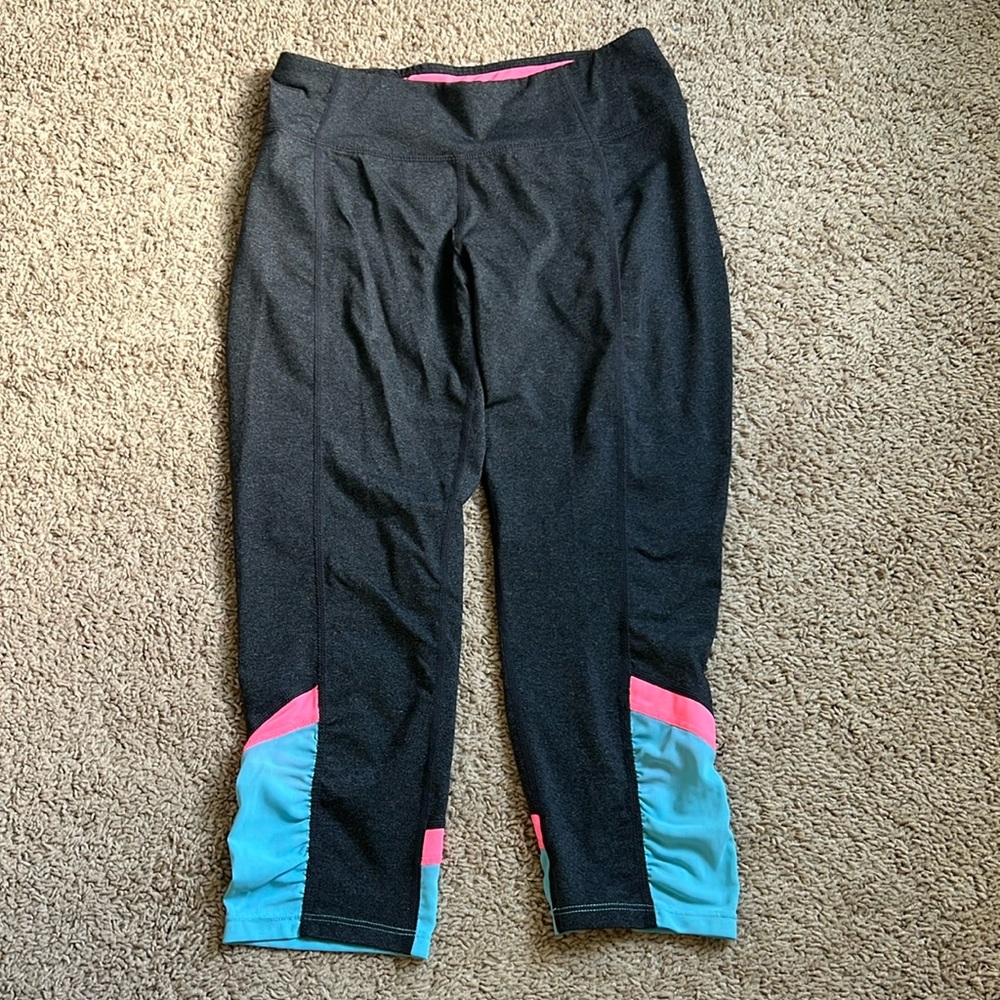 Calvin Klein workout capri legging